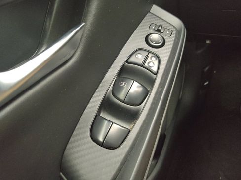 Used 2024 Nissan Sentra SV FWD image 27