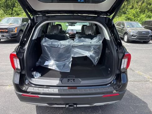 New 2026 Ford Explorer Active w/ Active Comfort Package AWD/4WD image 14