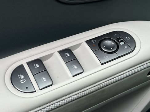 New 2026 Hyundai Ioniq 5 Limited image 13