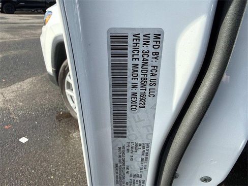 Used 2022 Jeep Compass Latitude w/ Sun and Sound Group image 30