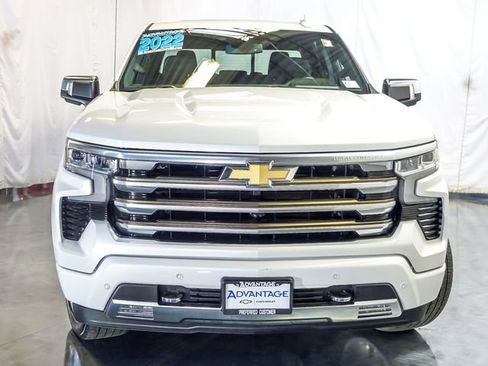 Certified 2022 Chevrolet Silverado 1500 High Country w/ High Country Premium Package AWD/4WD image 7