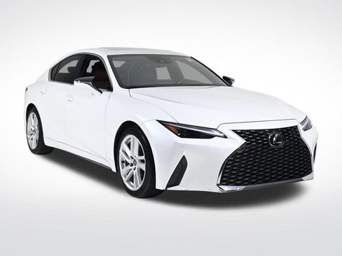 Used 2023 Lexus IS 300 w/ Comfort Package image 7