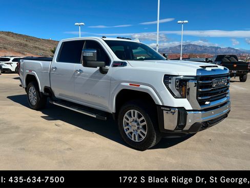 Used 2024 GMC Sierra 2500 SLT w/ SLT Premium Package image 7
