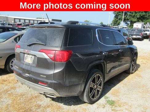 Used 2017 GMC Acadia Denali w/ Technology Package AWD/4WD image 5