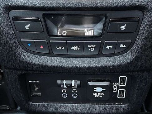 Used 2019 Honda Pilot Elite image 51