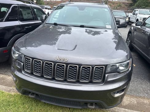 Used 2016 Jeep Grand Cherokee Laredo 75th Anniversary AWD/4WD image 3