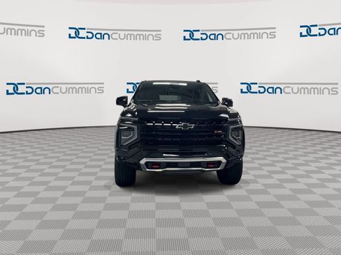 New 2026 Chevrolet Suburban Z71 w/ Comfort Package AWD/4WD image 3