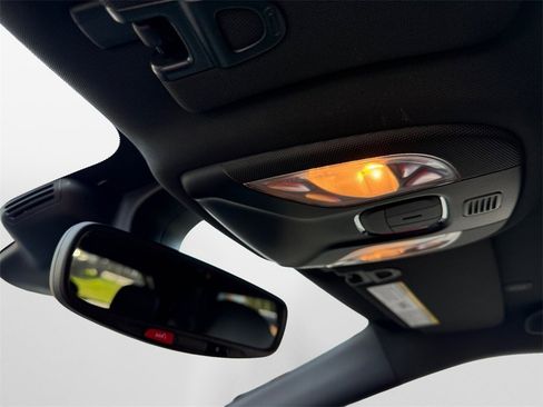 Certified 2024 Jeep Compass Limited image 27