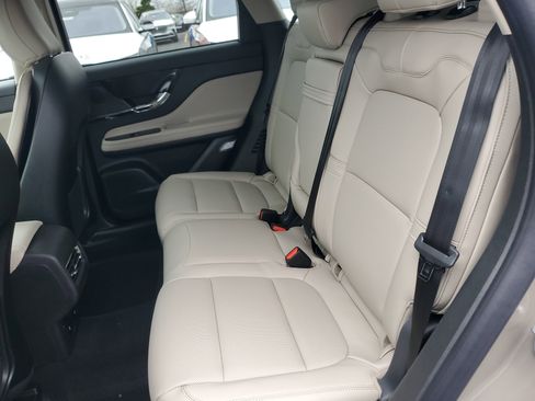 New 2026 Lincoln Corsair Premiere image 28