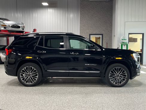 New 2026 GMC Terrain Denali image 6