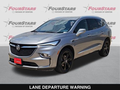 Used 2023 Buick Enclave Essence w/ Sport Touring Edition FWD image 9