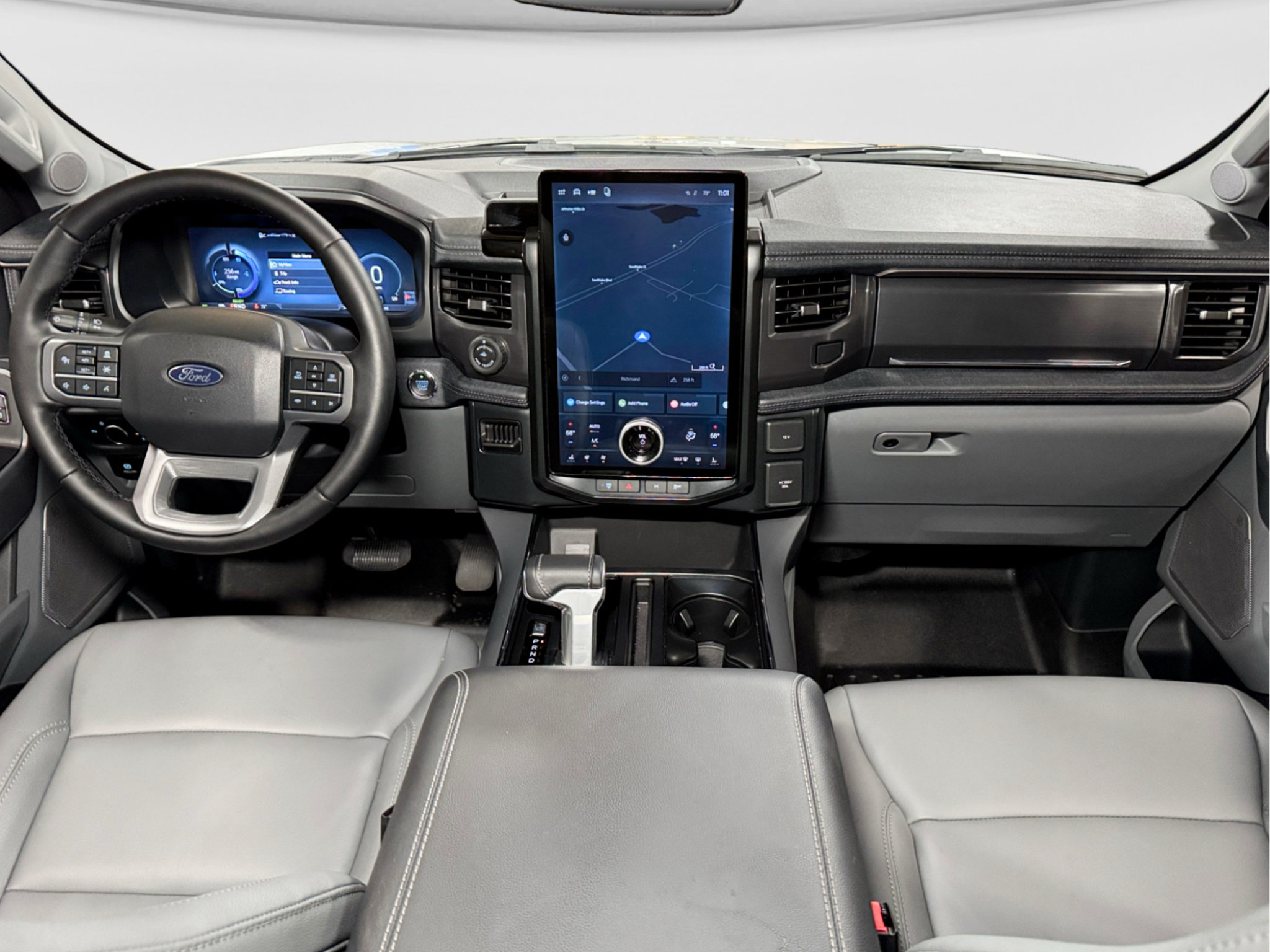 Used 2025 Ford F150 Lightning Flash AWD/4WD image 16