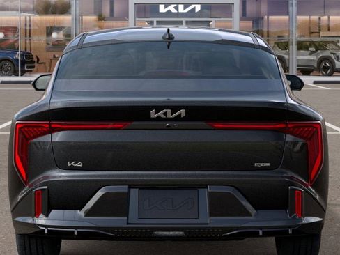 New 2025 Kia K4 GT-Line image 13
