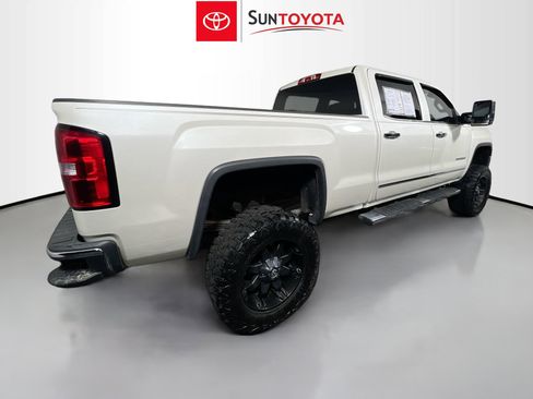 Used 2015 GMC Sierra 1500 SLT w/ SLT Crew Cab Value Package image 4