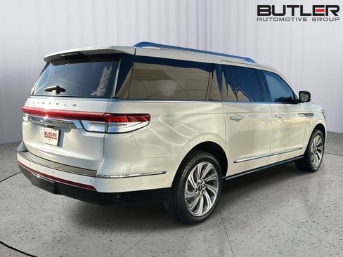 Used 2022 Lincoln Navigator L Reserve image 5