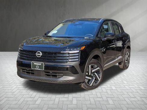 New 2026 Nissan Kicks SV image 1