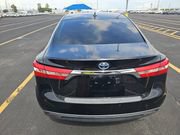 Used 2014 Toyota Avalon Limited w/ Technology Package FWD image 5
