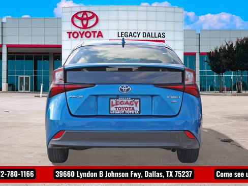 Used 2022 Toyota Prius L Eco image 8