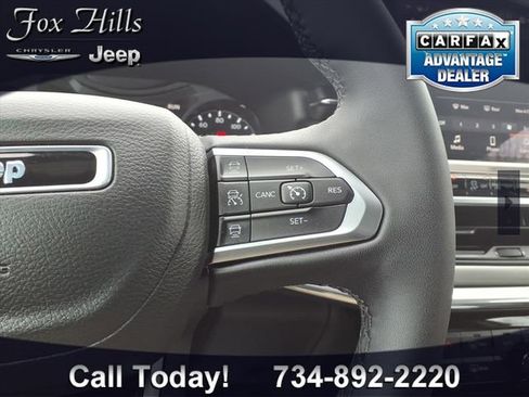 Used 2024 Jeep Compass Limited image 18
