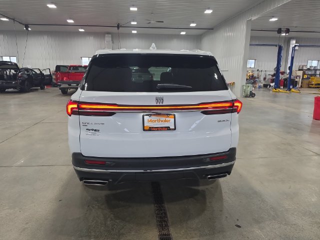 Used 2026 Buick Enclave Preferred AWD/4WD image 7