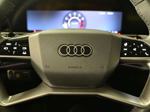 New 2026 Audi Q3 quattro 2.0T image 16