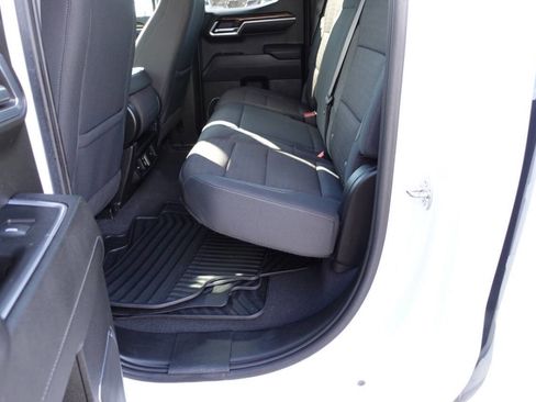 Used 2023 GMC Sierra 1500 Elevation image 21