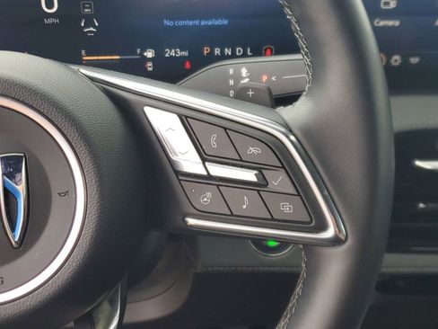 Used 2025 Buick Enclave Preferred image 25