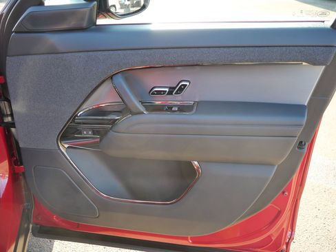 Used 2024 Land Rover Range Rover Sport Dynamic SE image 13