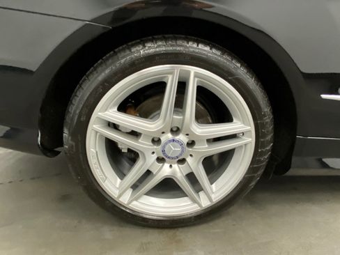 Used 2011 Mercedes-Benz E 550 Coupe w/ Premium 2 Pkg image 17