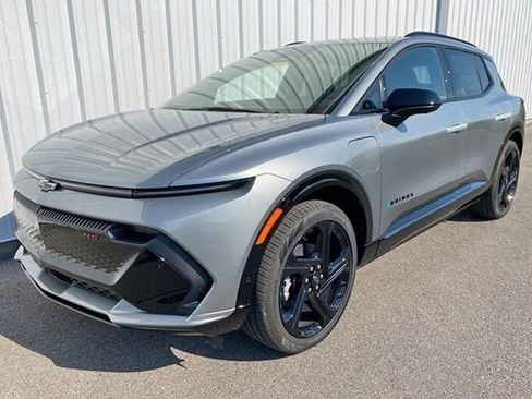 New 2024 Chevrolet Equinox EV RS image 3