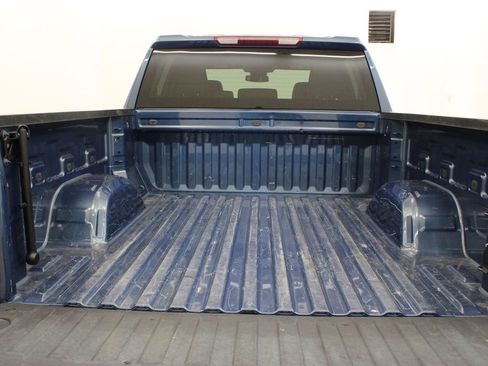 Used 2024 GMC Sierra 1500 SLT AWD/4WD image 28