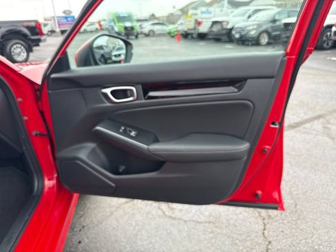 Used 2023 Honda Civic Touring image 34