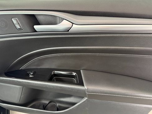 Used 2015 Ford Fusion Energi Titanium image 30