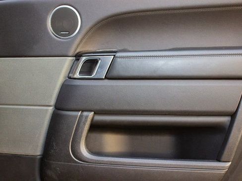 Used 2016 Land Rover Range Rover Sport Supercharged image 11