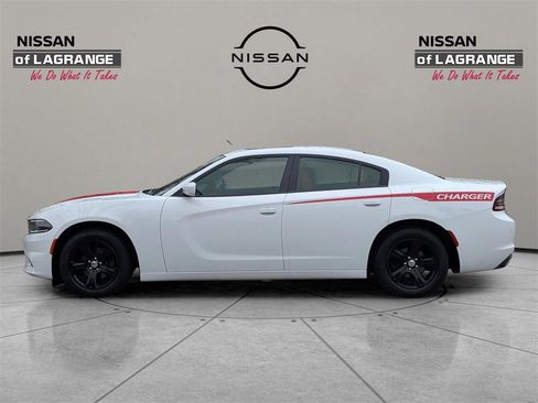 Used 2021 Dodge Charger SXT w/ Leather Interior Group image 8