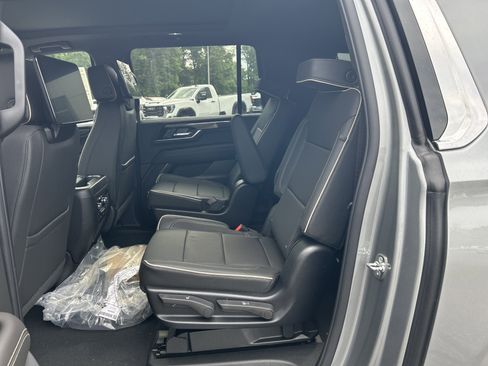 New 2026 GMC Yukon XL Elevation w/ Elevation Premium Package AWD/4WD image 45
