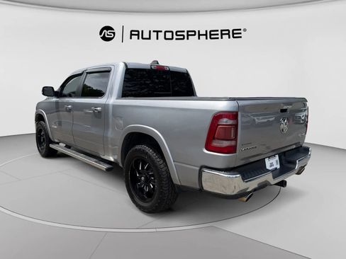 Used 2019 RAM 1500 Laramie AWD/4WD image 7
