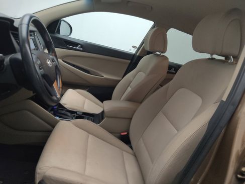 Used 2016 Hyundai Tucson Sport image 17