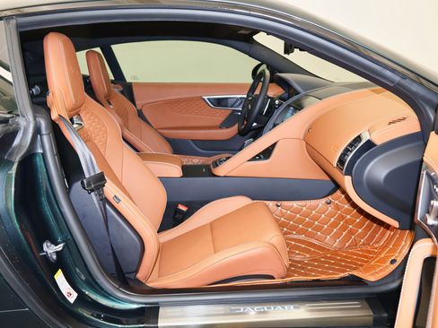 Used 2023 Jaguar F-TYPE R image 24