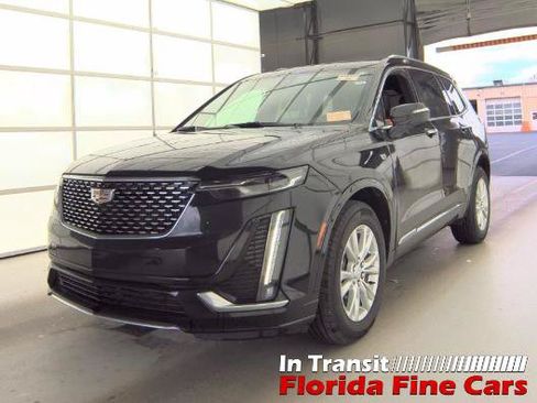Used 2024 Cadillac XT6 Luxury w/ LPO, Floor Liner Package AWD/4WD image 2