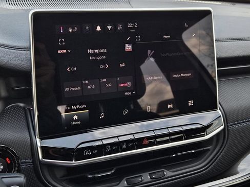 New 2026 Jeep Compass Latitude AWD/4WD image 17