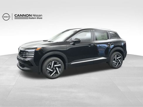 New 2026 Nissan Kicks SV w/ Charging Package FWD image 8