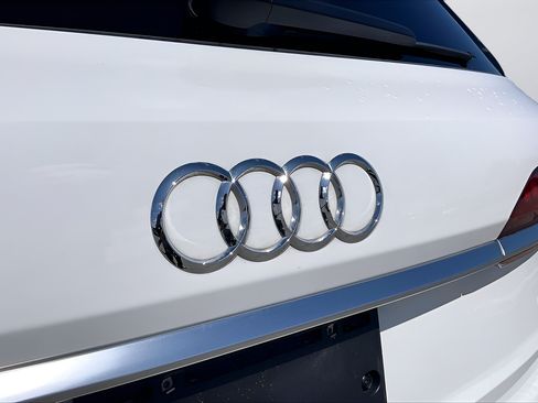 Used 2022 Audi Q7 3.0T Premium AWD/4WD image 31