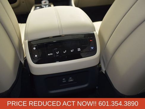 Used 2025 INFINITI QX60 Pure FWD image 19