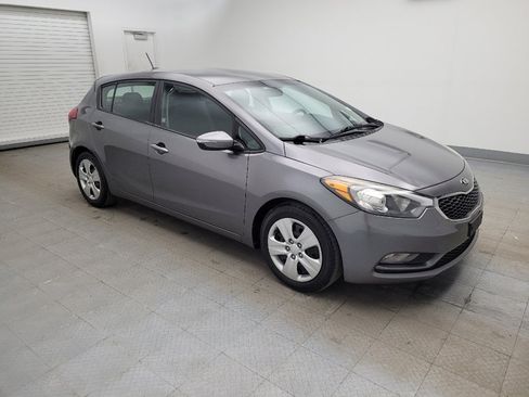 Used 2016 Kia Forte LX image 11