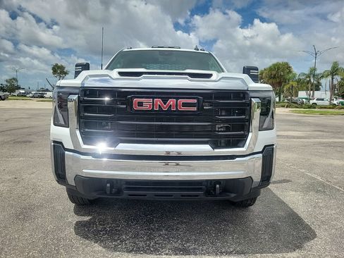New 2025 GMC Sierra 3500 Pro w/ Convenience Package AWD/4WD image 3