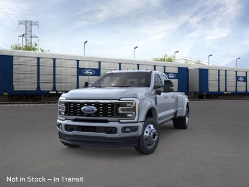 New 2026 Ford F450 Platinum AWD/4WD image 3