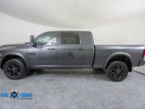 Used 2016 RAM 2500 Laramie w/ Sport Appearance Group AWD/4WD image 4