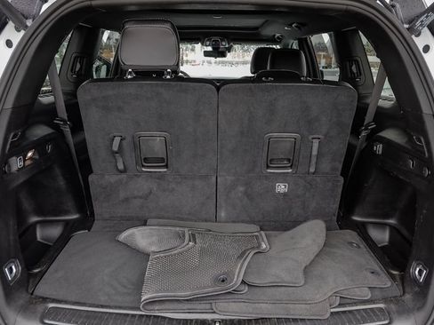 Certified 2024 Jeep Grand Cherokee L Limited w/ Luxury Tech Group II image 32