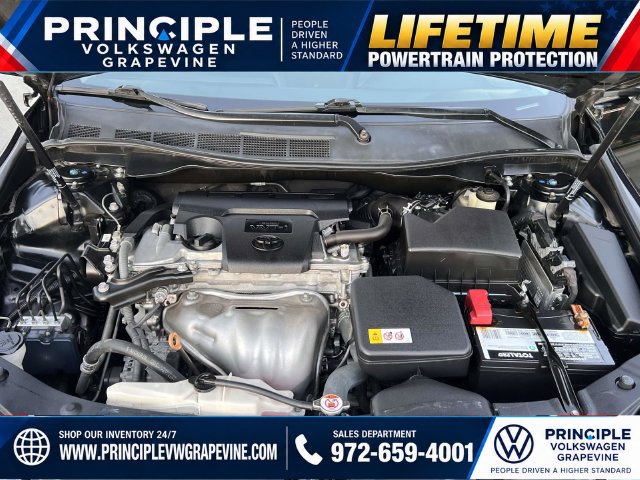 Used 2017 Toyota Camry SE FWD image 25